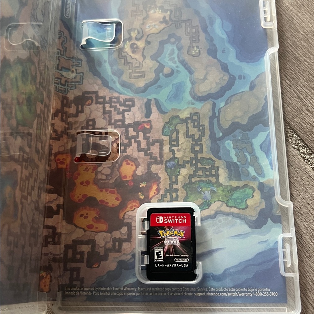 Nintendo Switch Pokémon Shining Pearl Game - Picture 3 of 3
